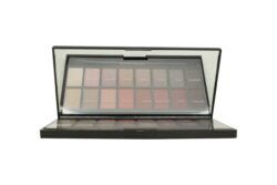 Makeup Revolution New-Trals vs Neutrals Eyeshadow Palette 16g - Image 2