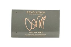 Makeup Revolution x Carmi Kiss On Fire Makeup Palette 10 x 2g Oogschaduw + 2 x 3.5g Highlighter - Ellavee